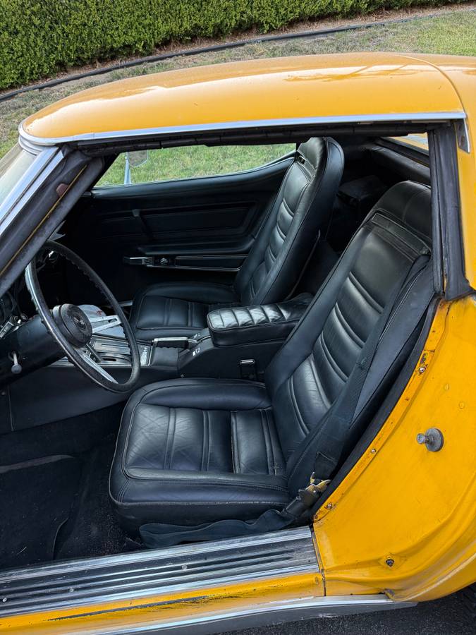 Chevy-corvette-coupe-1973-3