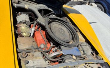 Chevy-corvette-coupe-1973-4