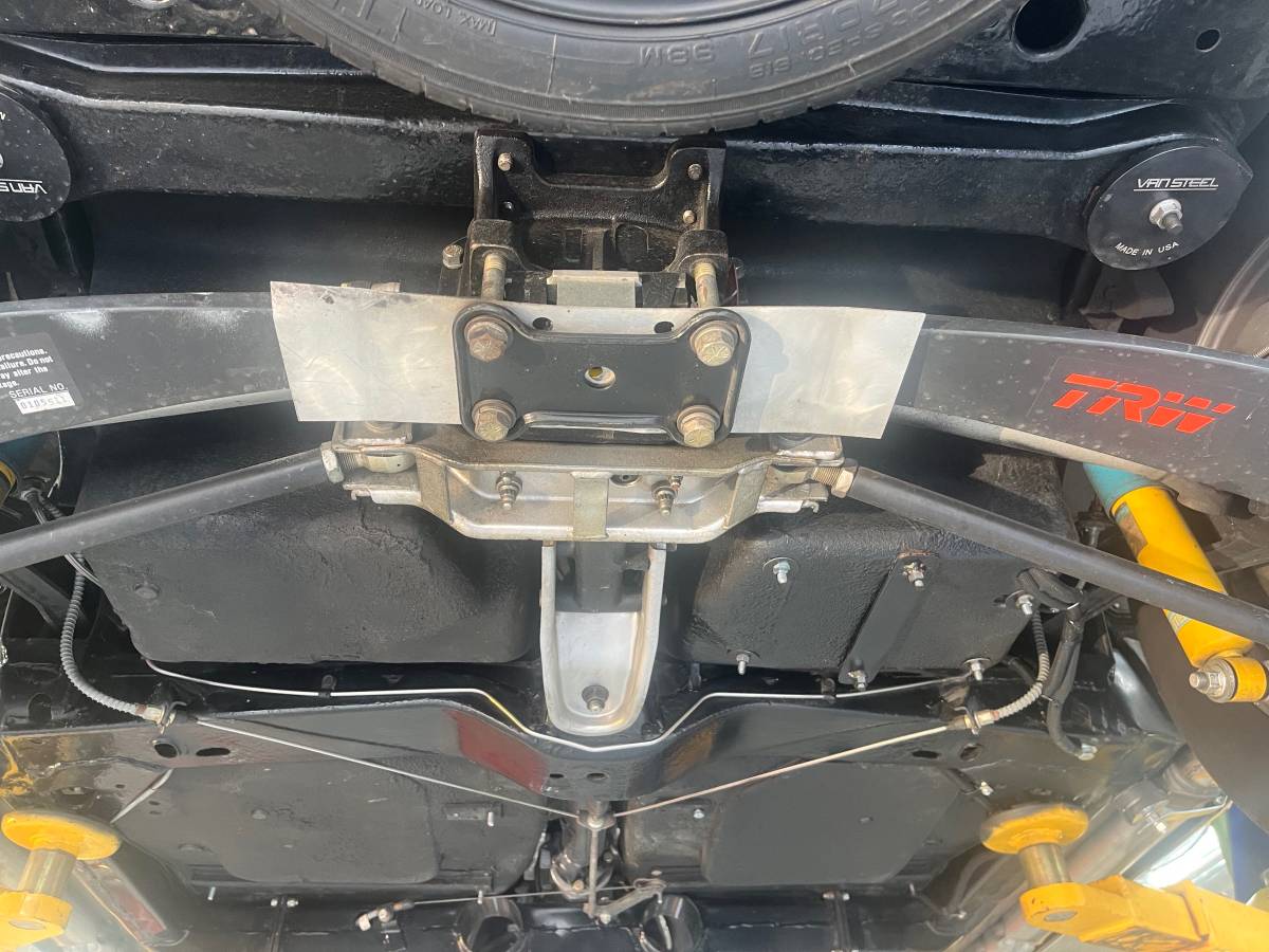 Chevy-corvette-stingray-coupe-1965-green-13