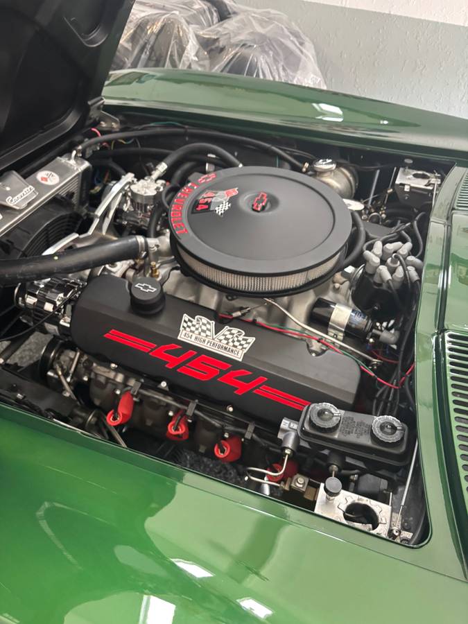 Chevy-corvette-stingray-coupe-1965-green-3