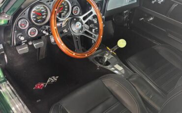 Chevy-corvette-stingray-coupe-1965-green-4