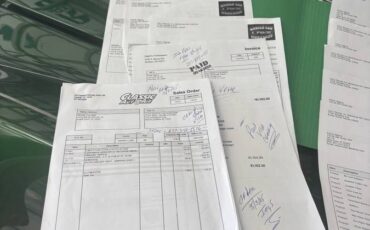 Chevy-corvette-stingray-coupe-1965-green-9