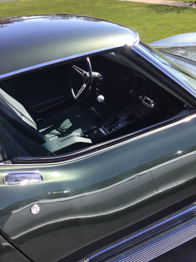 Chevy-corvette-stingray-coupe-1969-green-2