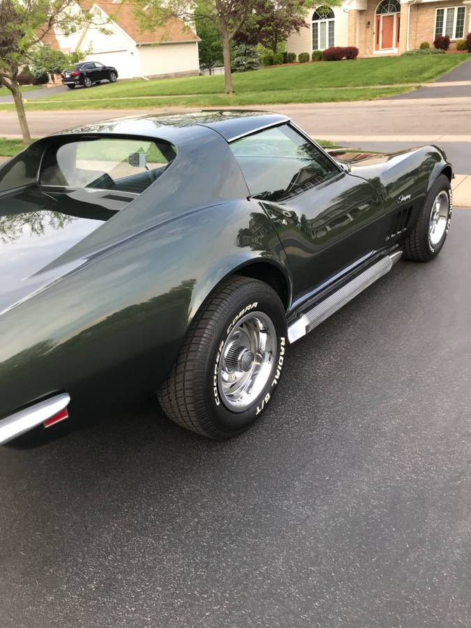 Chevy-corvette-stingray-coupe-1969-green-3