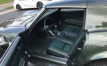 Chevy-corvette-stingray-coupe-1969-green-4