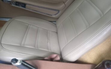 Chevy-corvette-stingray-coupe-1973-white-1