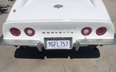 Chevy-corvette-stingray-coupe-1973-white-7