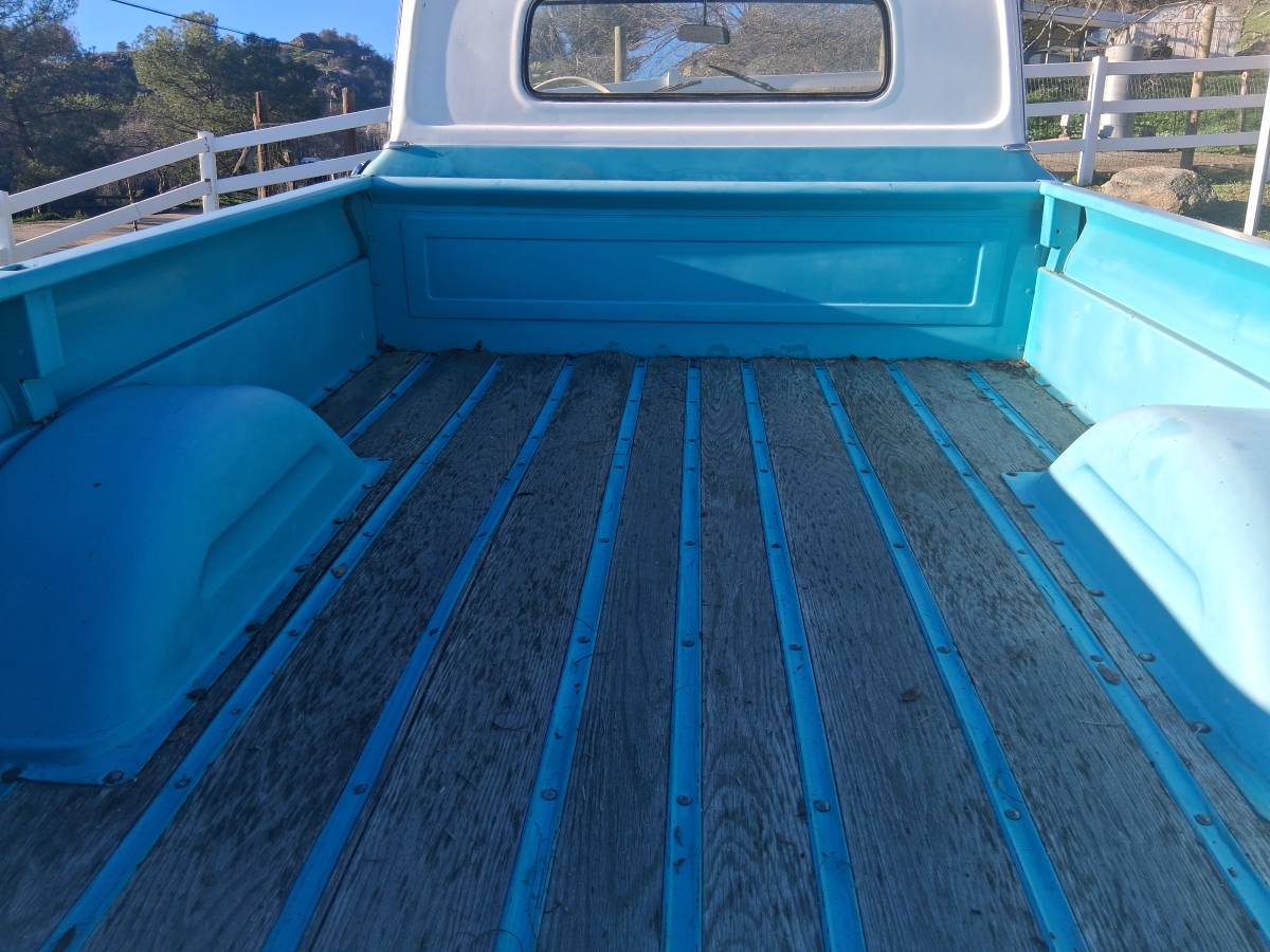 Chevy-custom-1963-custom-10