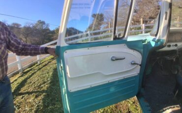 Chevy-custom-1963-custom-17