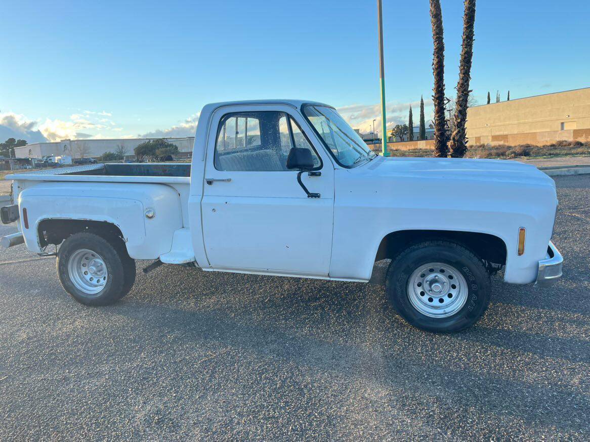 Chevy-custom-deluxe-1977-1