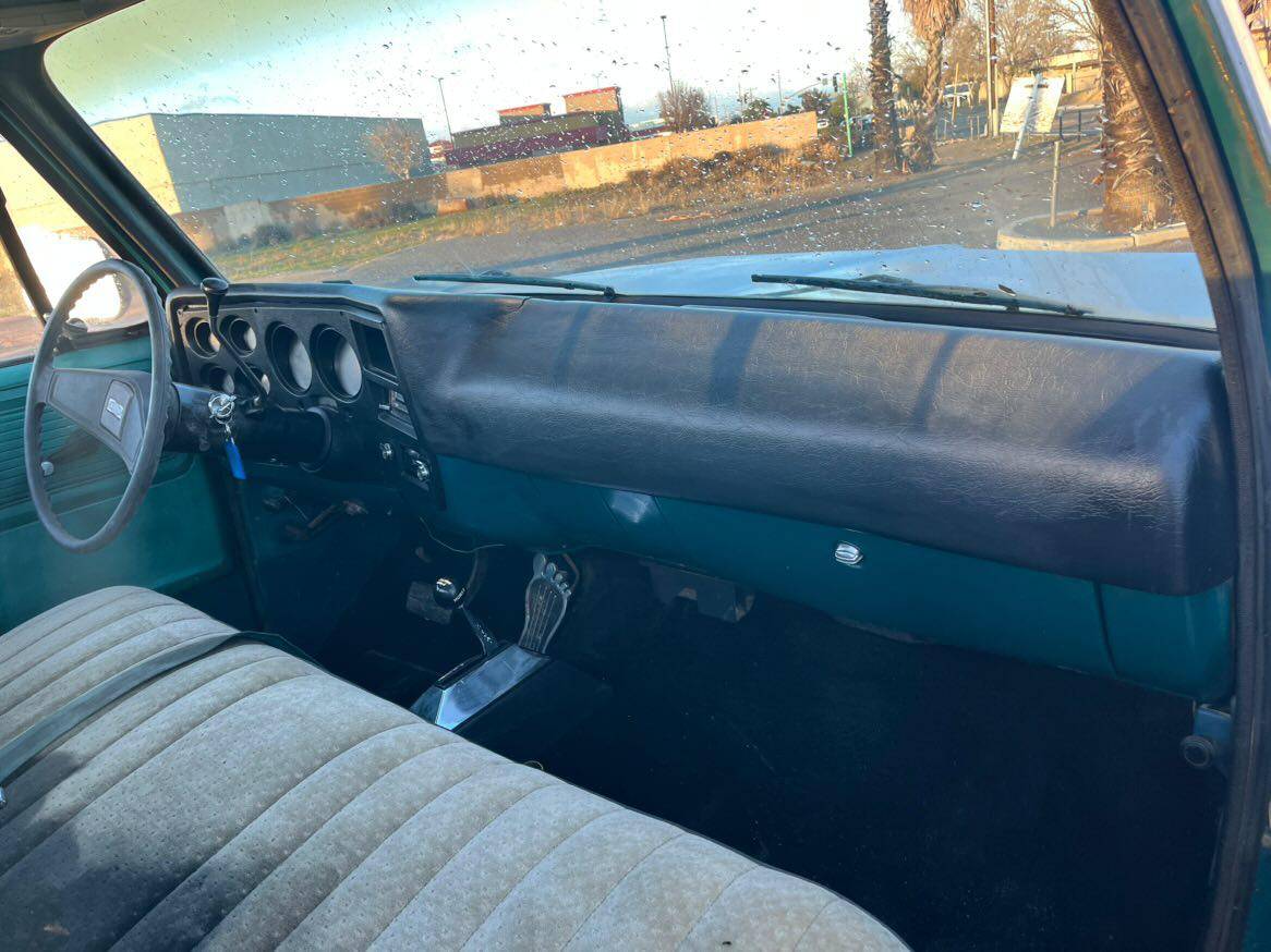 Chevy-custom-deluxe-1977-7