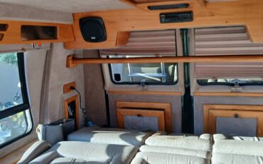 Chevy-express-2500-cargo-van-1995-custom-10
