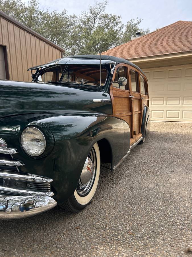 Chevy-fleetmaster-woody-1948-green-16