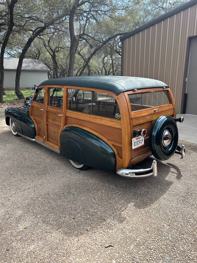 Chevy-fleetmaster-woody-1948-green-29