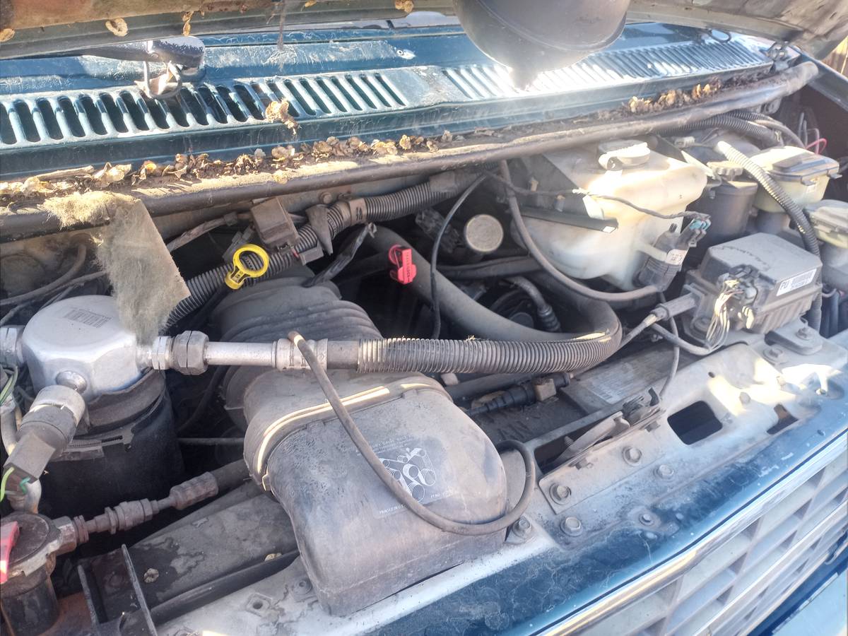 Chevy-g20-mark-iii-1995-blue-1