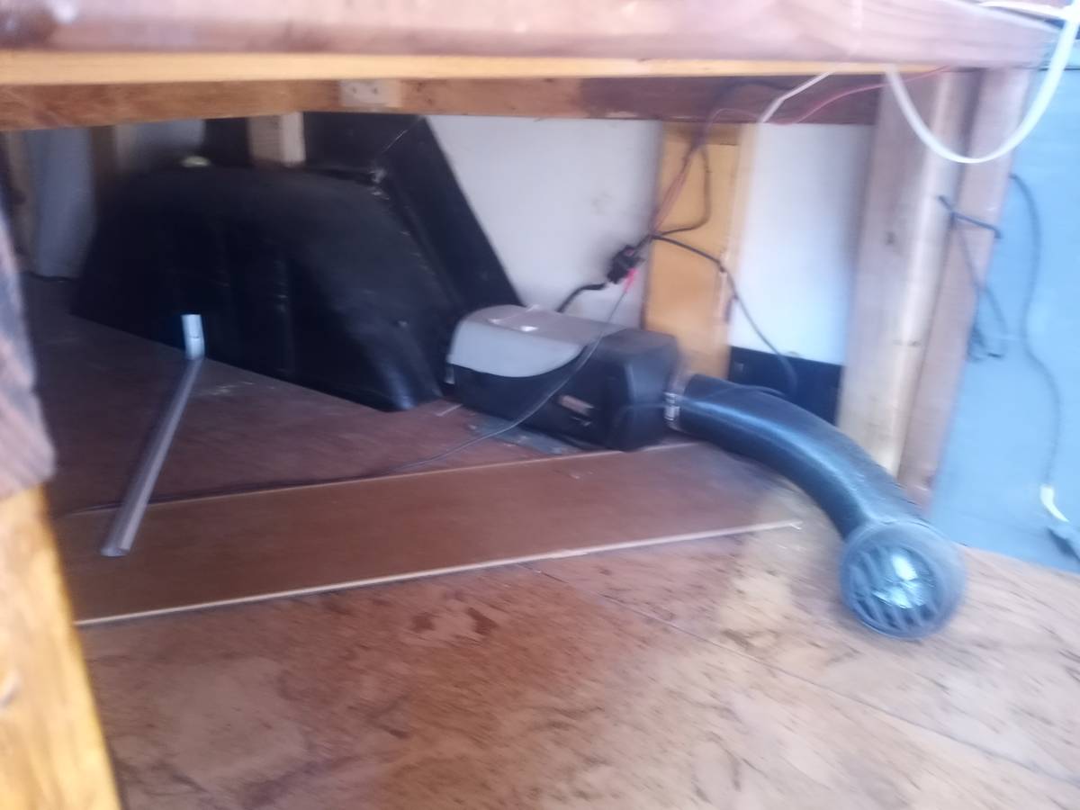 Chevy-g20-mark-iii-1995-blue-14