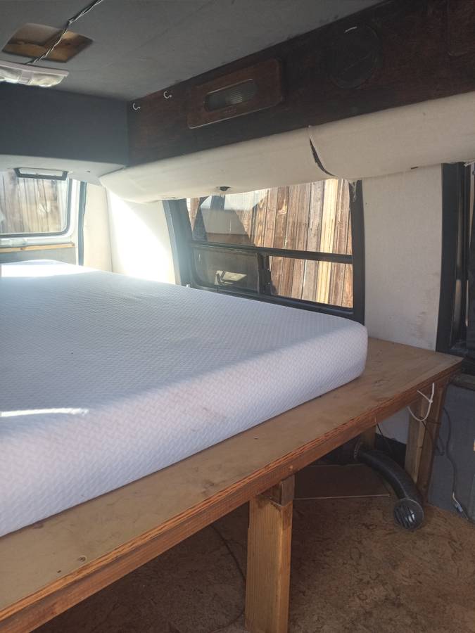 Chevy-g20-mark-iii-1995-blue-16