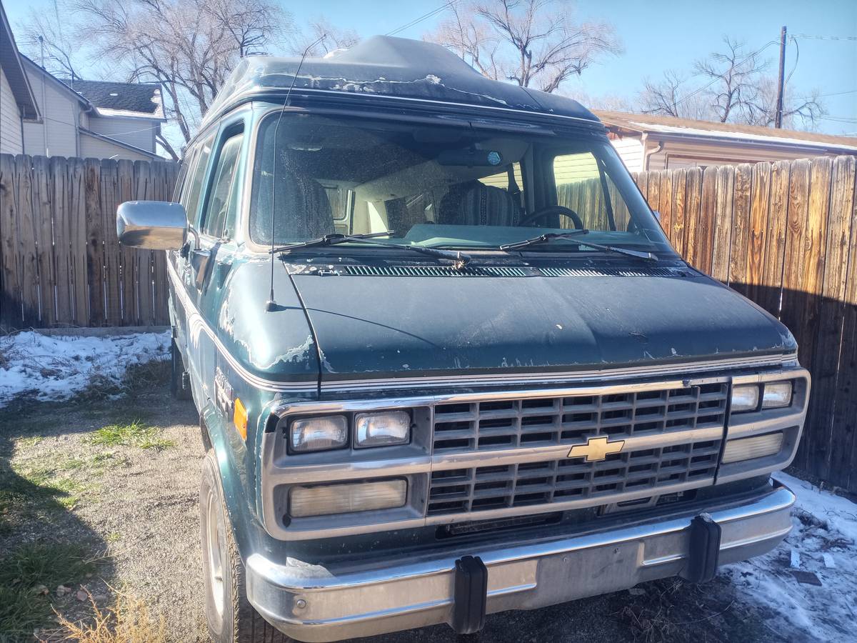 Chevy-g20-mark-iii-1995-blue