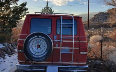 Chevy-g20-sportvan-1988-red-10