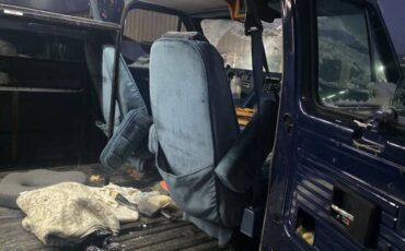 Chevy-g20-van-1989-grey-5