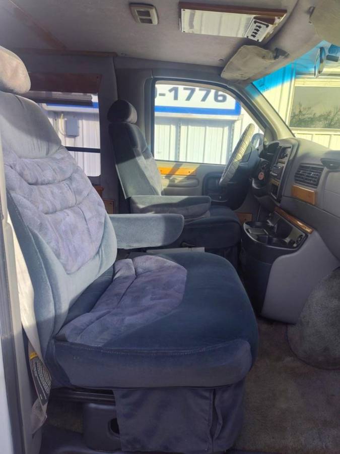 Chevy-g20-van-1996-13