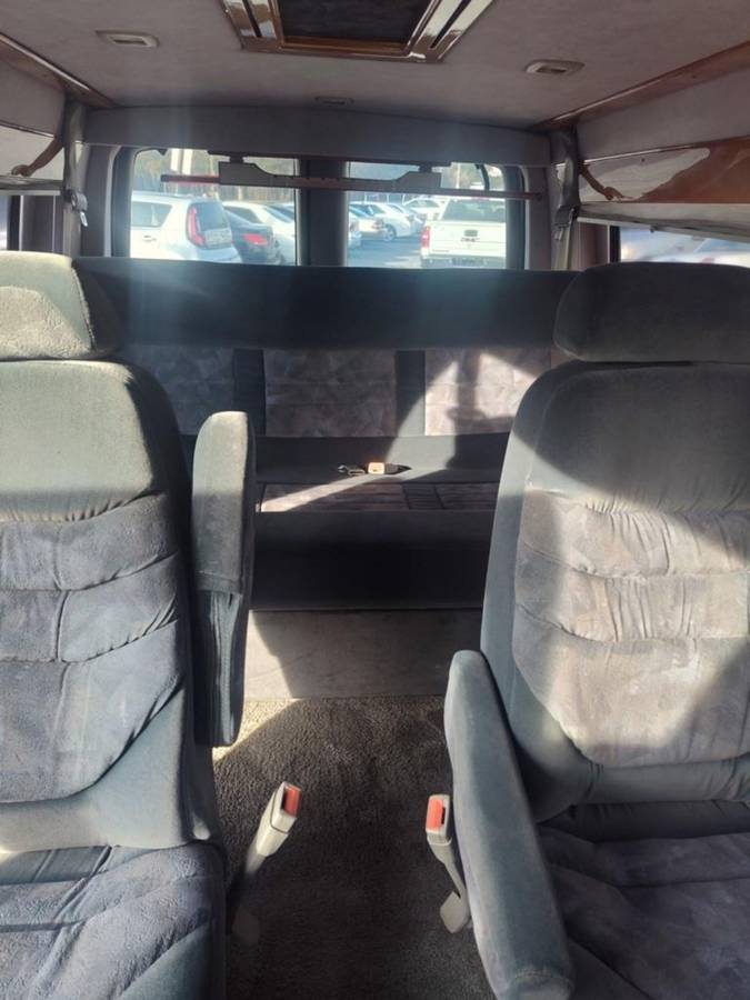 Chevy-g20-van-1996-3