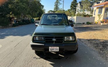 Chevy-geo-tracker-1996-green-1