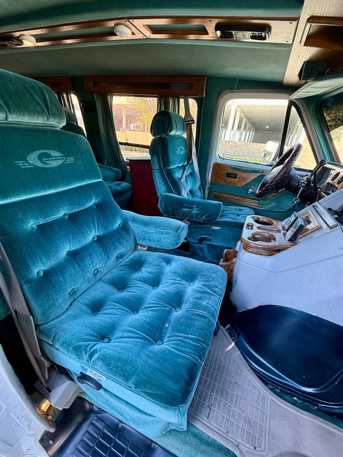 Chevy-gladiator-1995-white-6