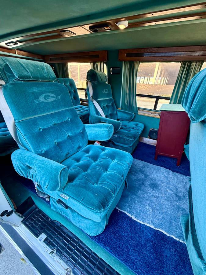 Chevy-gladiator-1995-white-7