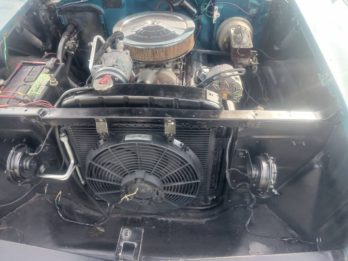 Chevy-hardtop-4dr-bel-air-1957-blue-11