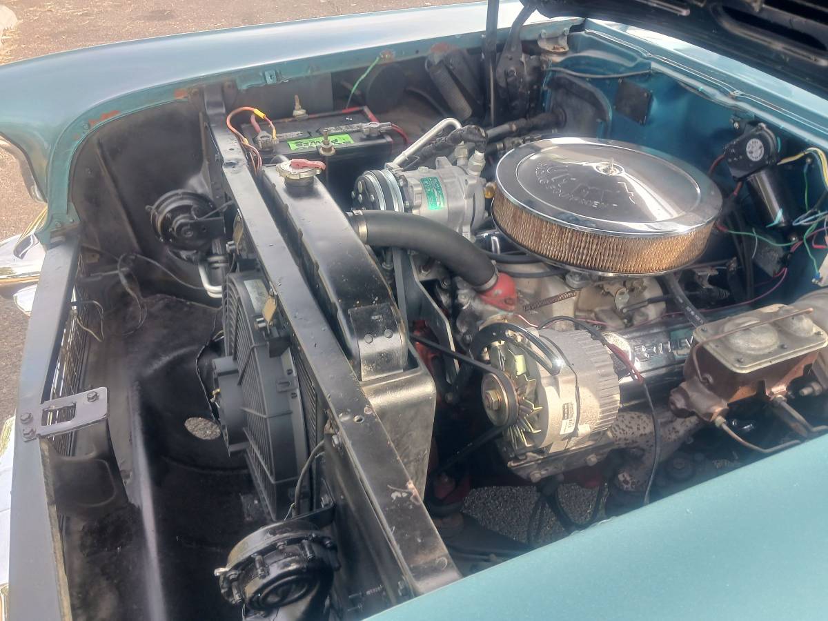 Chevy-hardtop-4dr-bel-air-1957-blue-12