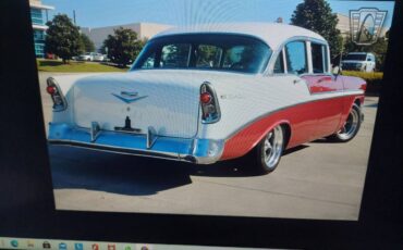 Chevy-hardtop-4dr-bel-air-1957-blue-14