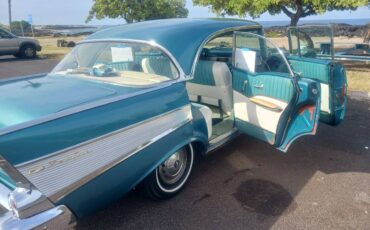 Chevy-hardtop-4dr-bel-air-1957-blue-9