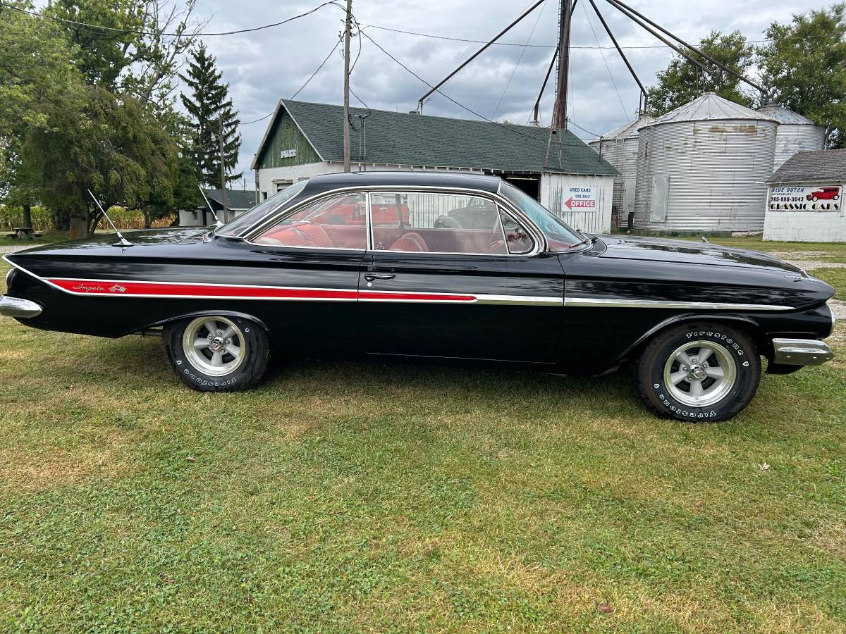 Chevy-impala-1961-3