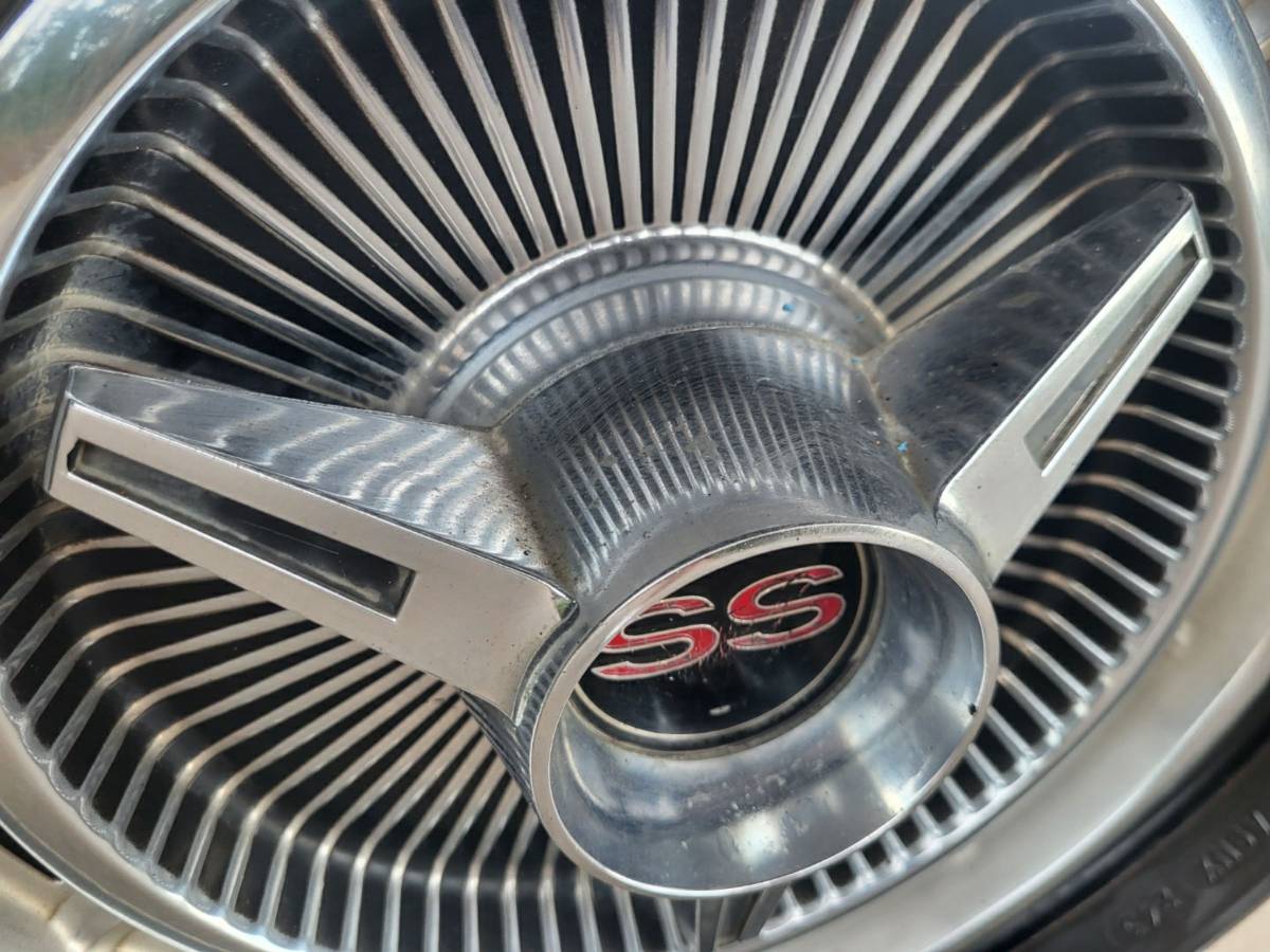 Chevy-impala-ss-1965-24