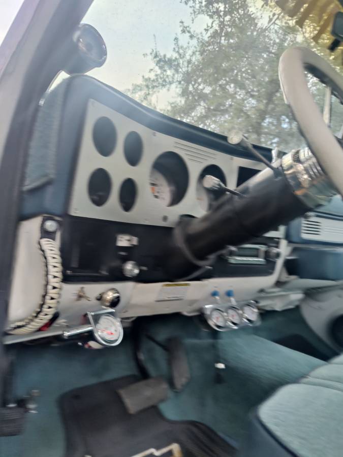 Chevy-k10-4x4-1978-white-14