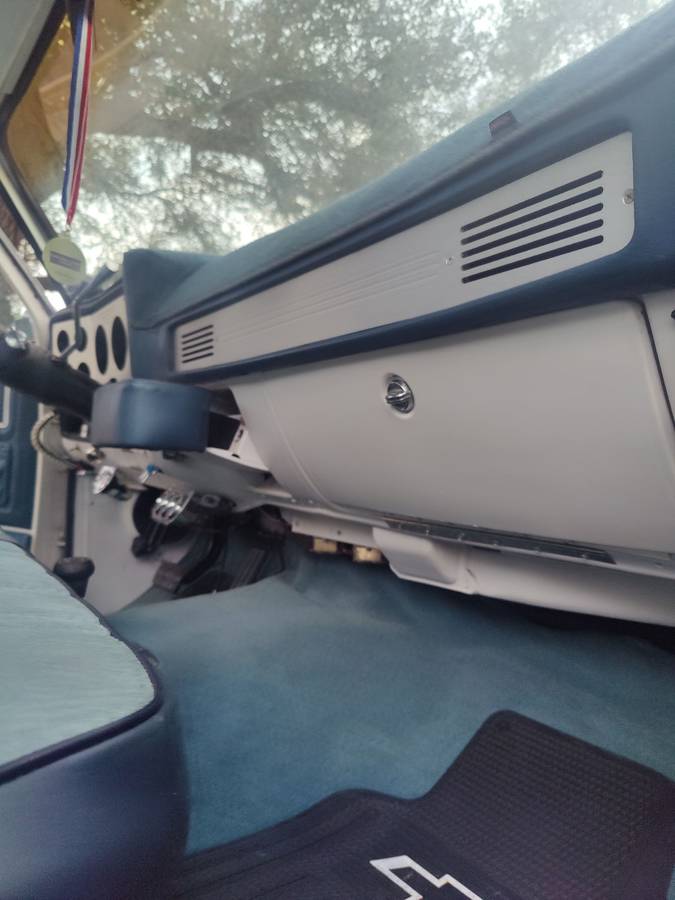 Chevy-k10-4x4-1978-white-18