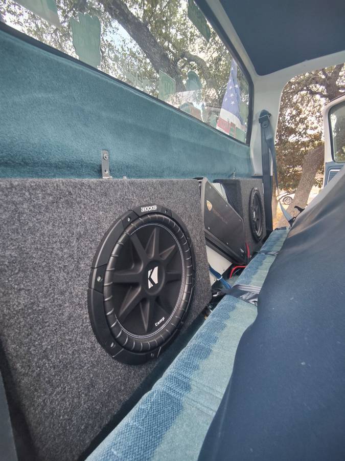 Chevy-k10-4x4-1978-white-19