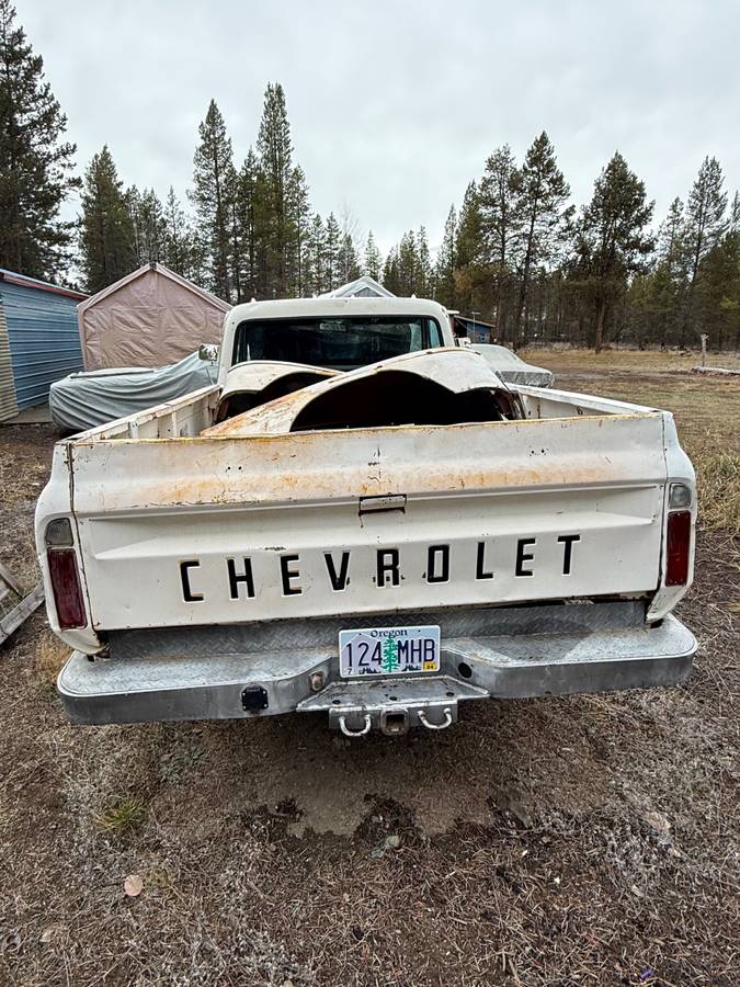Chevy-k20-1968-white-8