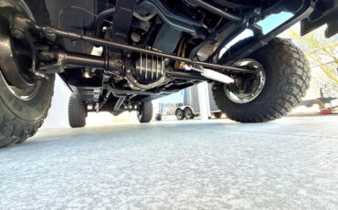 Chevy-k20-1973-white-10