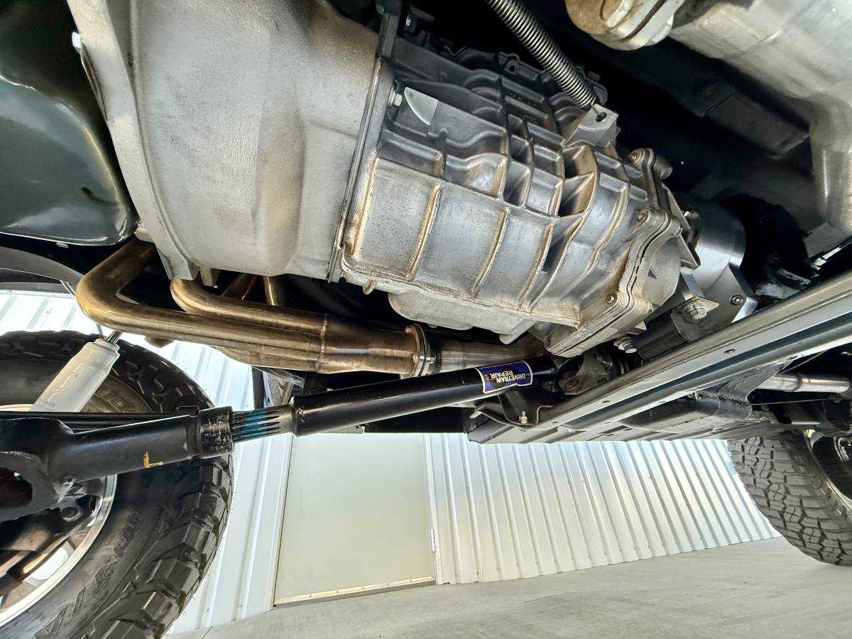 Chevy-k20-1973-white-11