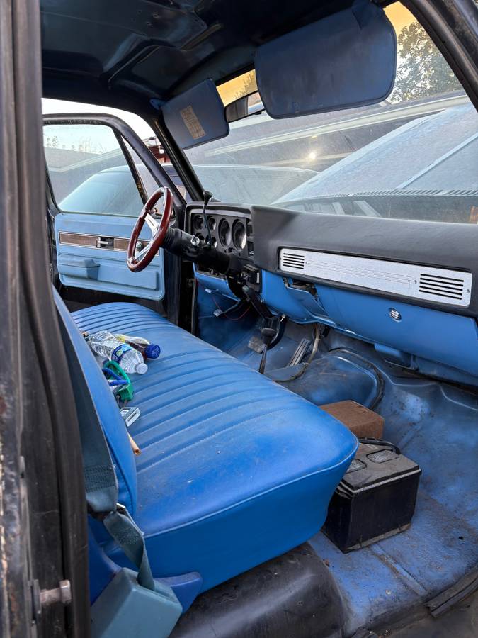 Chevy-k20-1976-black-8