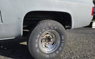 Chevy-k20-1984-custom-13