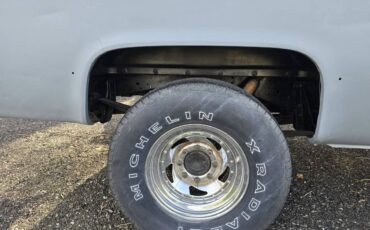 Chevy-k20-1984-custom-23