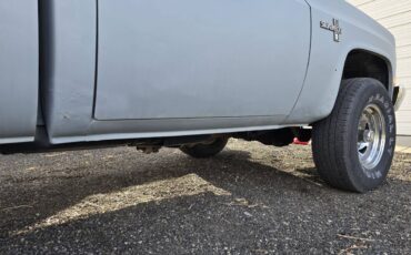 Chevy-k20-1984-custom-4