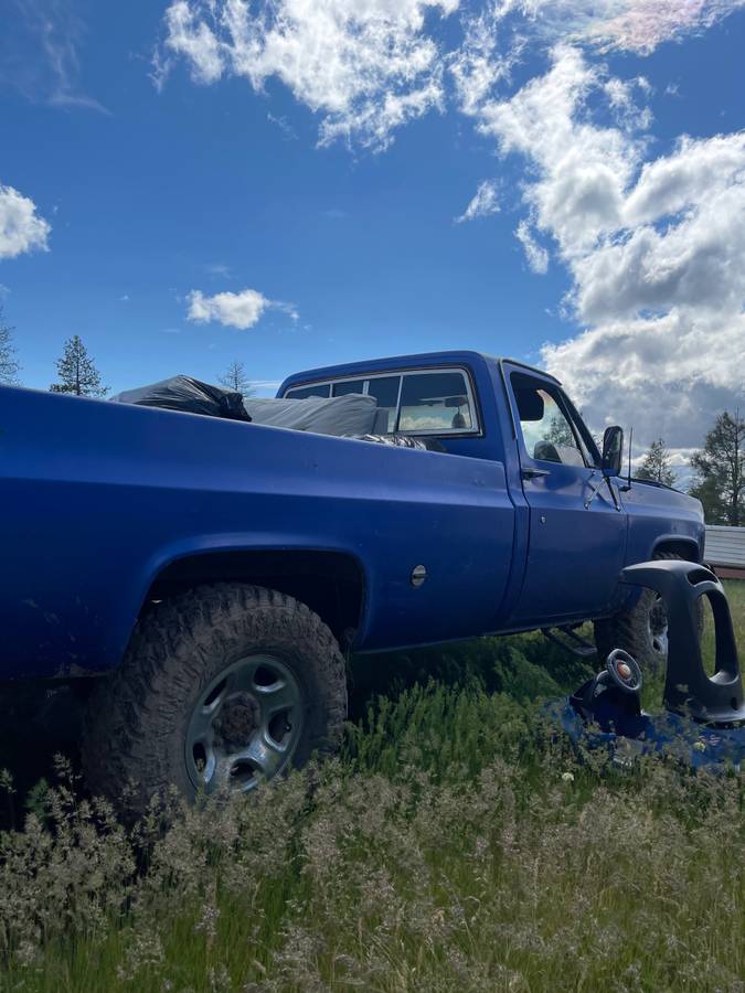 Chevy-k20-4x4-2500-camper-special-1976-13