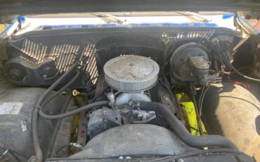 Chevy-k20-4x4-2500-camper-special-1976-17