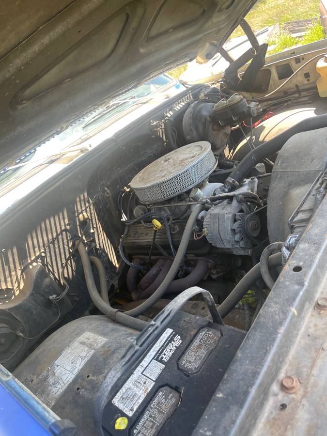 Chevy-k20-4x4-2500-camper-special-1976-18