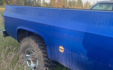 Chevy-k20-4x4-2500-camper-special-1976-23