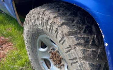 Chevy-k20-4x4-2500-camper-special-1976-3